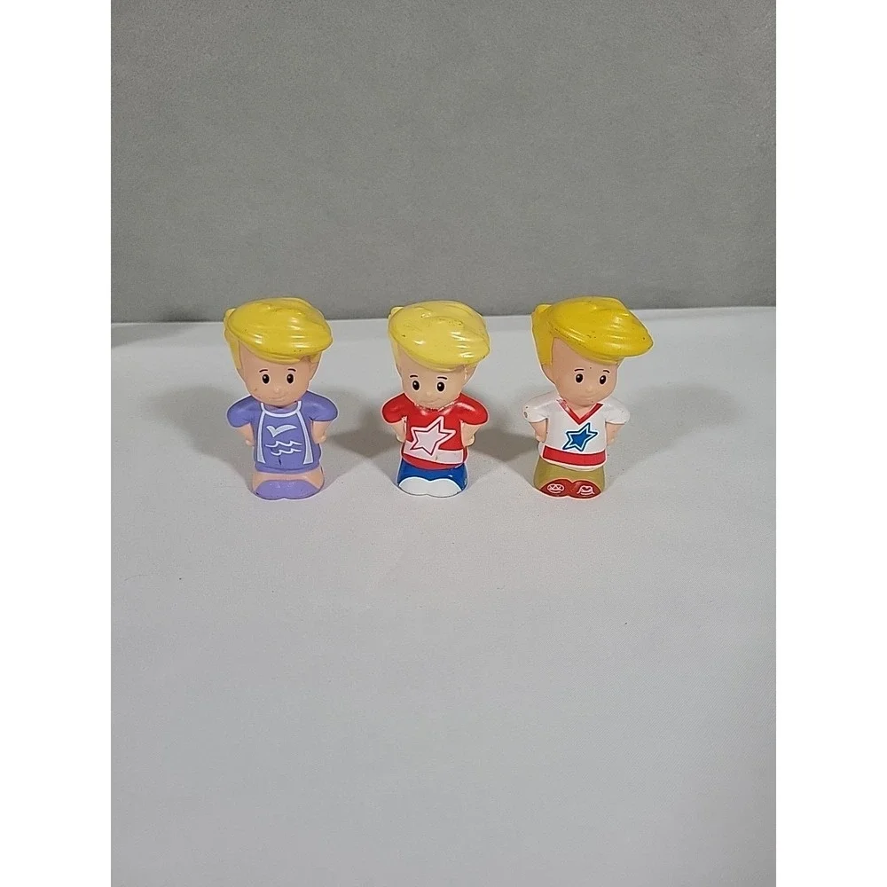 Fisher Price Little People  LOT of 14 Random Toy Bundle Helpers Kids Family